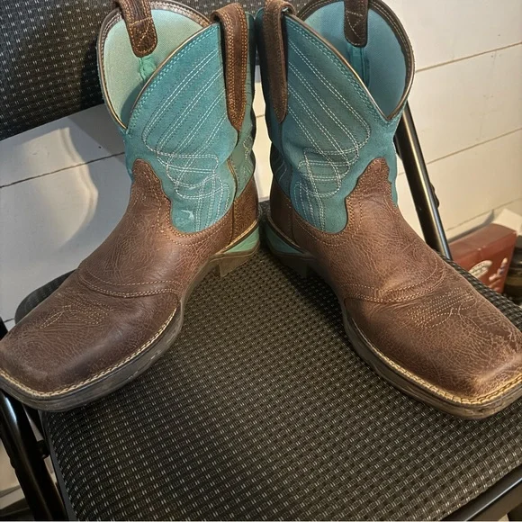 Ariat Anthem Shortie Square Toe Women’s Pull On Boot Size 9 - Picture 2 of 5